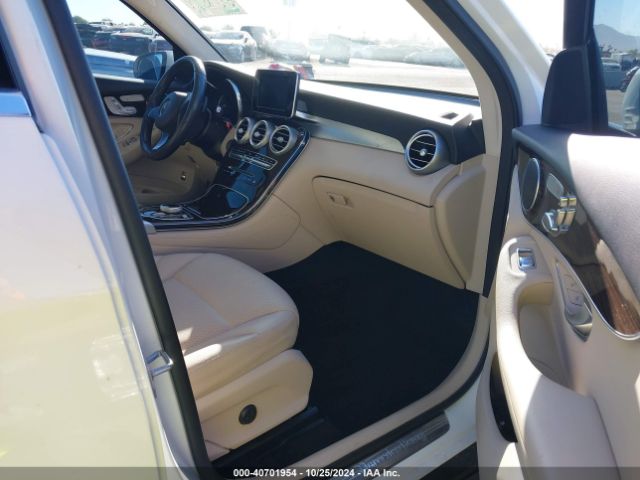 WDC0G4KB1HF258869 Mercedes-Benz Glc 300 4matic