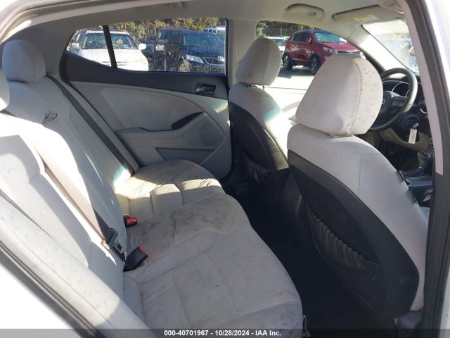 KIA Optima Lx 2014 KNAGM4A79E5462134 Image 8