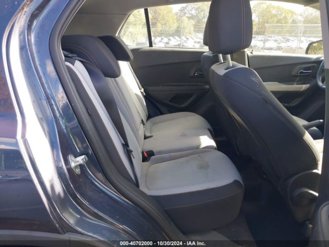 3GNCJNSBXJL317138 Chevrolet TRAX LS