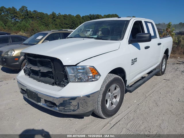 3C6RR7KG7PG657035 RAM 1500 Classic Tradesman  4x4 5'7 Box