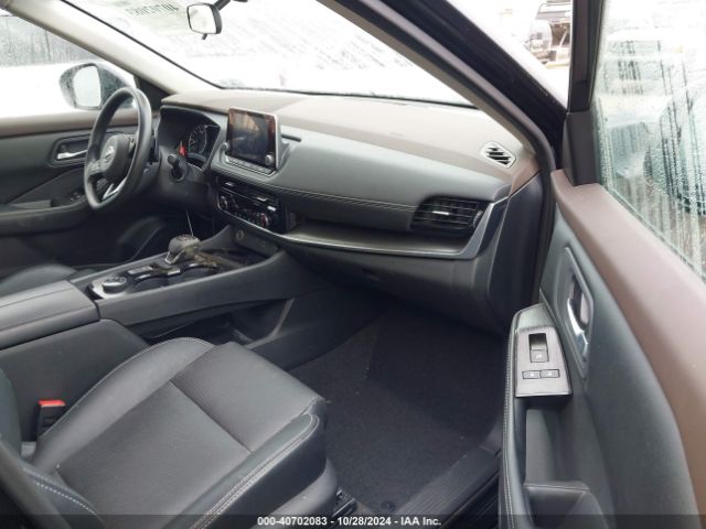 5N1BT3BBXNC689126 Nissan Rogue Sv Intelligent Awd