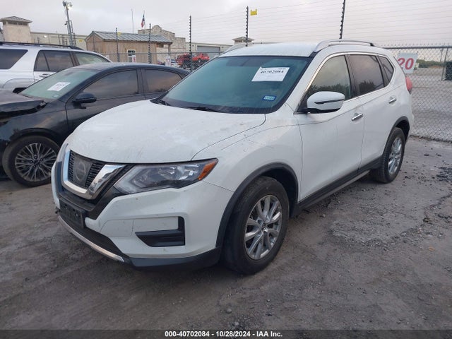 Nissan ROGUE SV 2017 KNMAT2MT1HP597271 Image 2