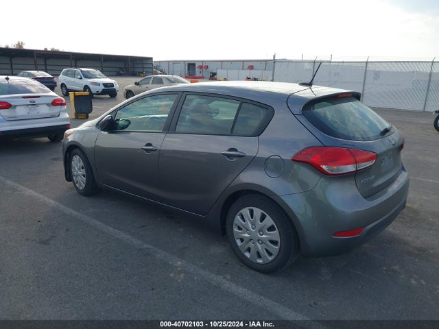 KIA FORTE LX 2016 KNAFK5A86G5602451 Image 3