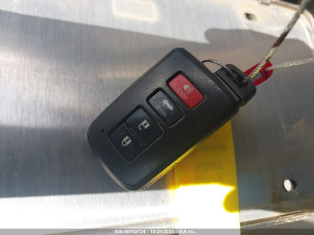 4T1BF1FK9EU748666 Toyota CAMRY XLE