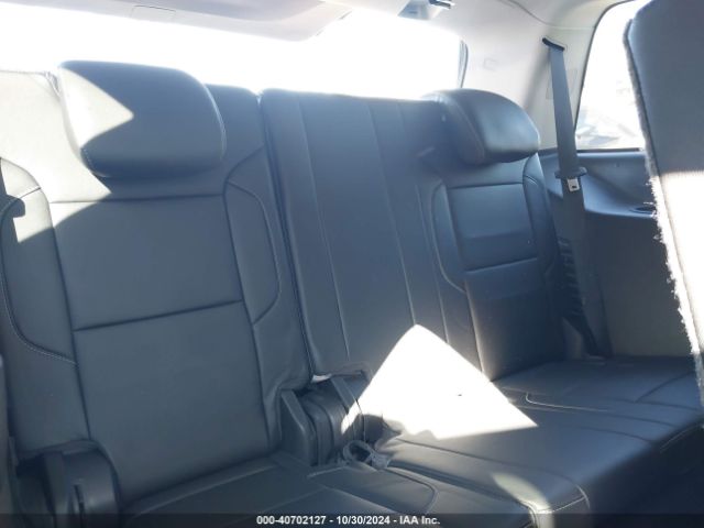 1GNSKBKC8JR109851 Chevrolet Tahoe Lt