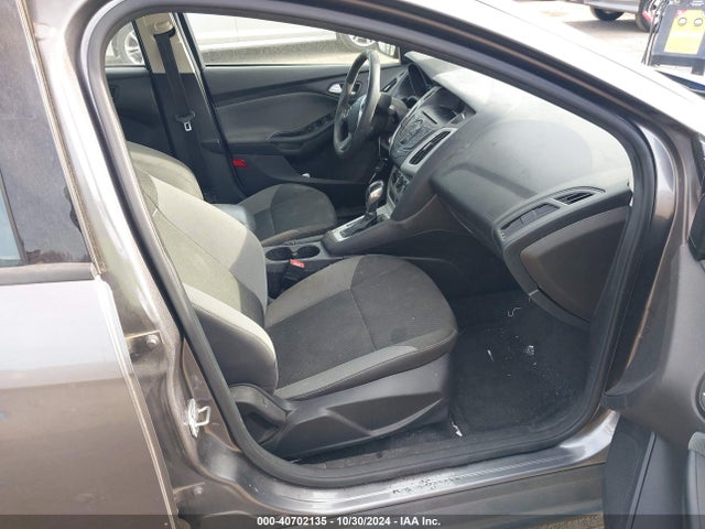 Ford FOCUS SE 2014 1FADP3F21EL180897 Image 5