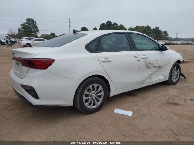 3KPF24AD2KE009919 KIA FORTE FE