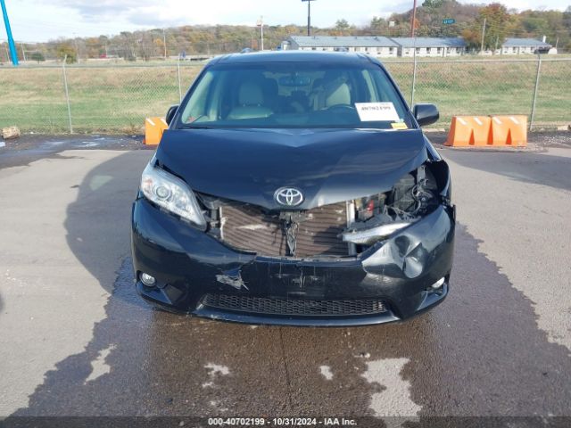 5TDYK3DC1FS689538 Toyota Sienna Xle 8 Passenger