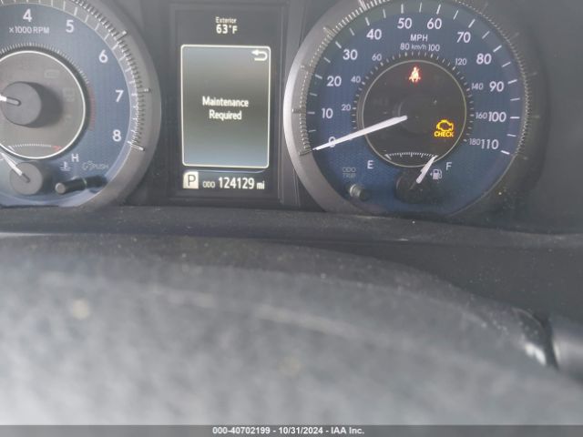 5TDYK3DC1FS689538 Toyota Sienna Xle 8 Passenger