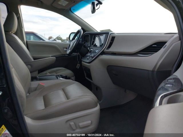 5TDYK3DC1FS689538 Toyota Sienna Xle 8 Passenger