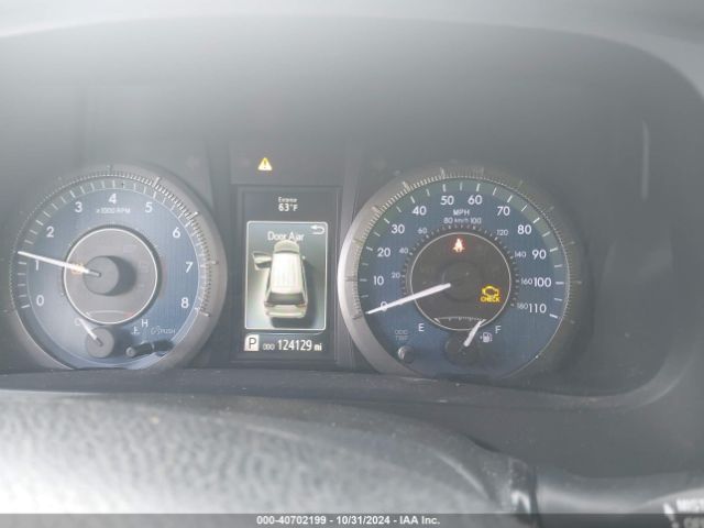 5TDYK3DC1FS689538 Toyota Sienna Xle 8 Passenger