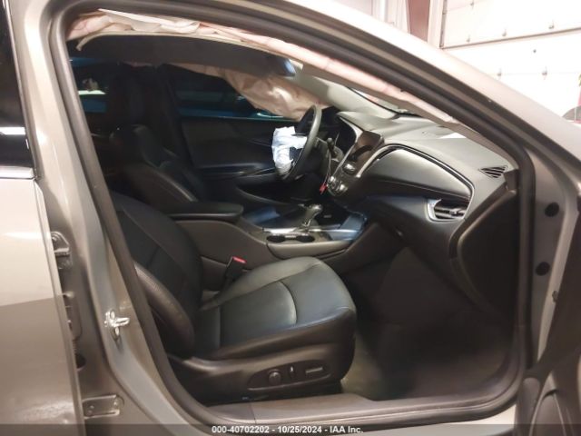 1G1ZD5ST2JF109860 Chevrolet MALIBU LT