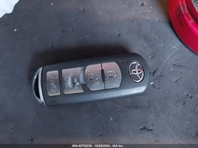 3MYDLBYV9HY157940 Toyota YARIS IA