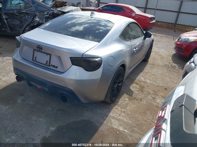 Scion FR-S 2015 JF1ZNAA19F8705479 Image 4
