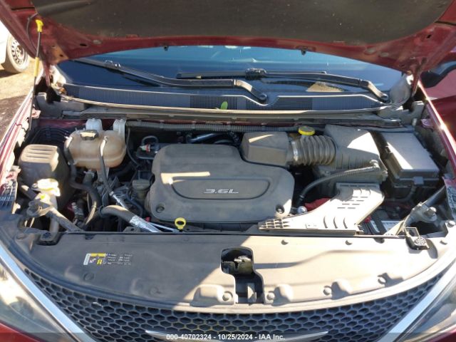 2C4RC1DG1HR513075 Chrysler Pacifica Touring