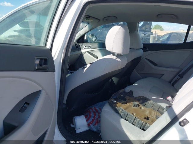 KIA Optima Lx 2014 KNAGM4A75E5458176 Image 8
