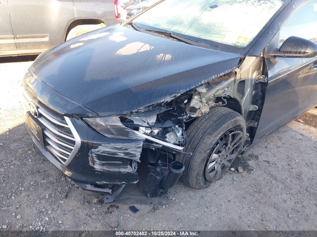 Hyundai ELANTRA SE 2018 5NPD74LFXJH362894 Image 16