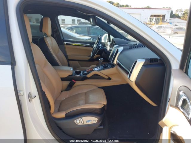 WP1AA2A2XHKA90835 Porsche Cayenne Platinum Edition