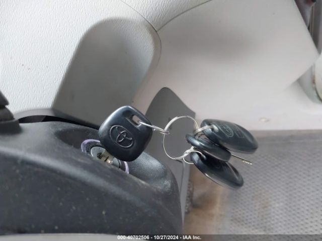 5TDYK3DC5ES524266 Toyota Sienna Xle V6 8 Passenger