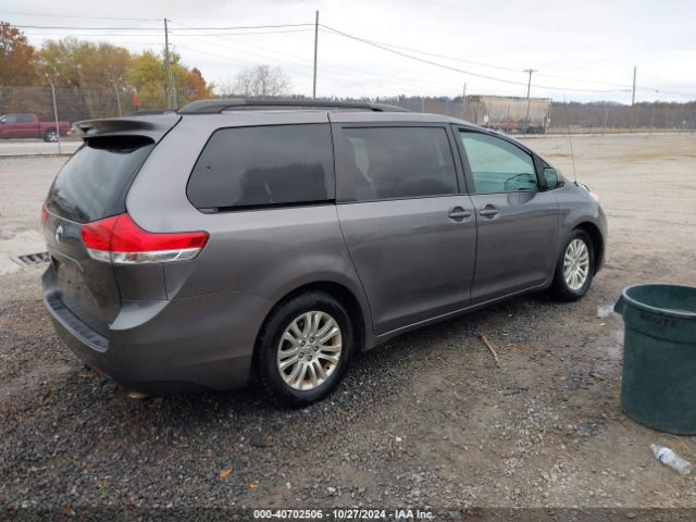 5TDYK3DC5ES524266 Toyota Sienna Xle V6 8 Passenger