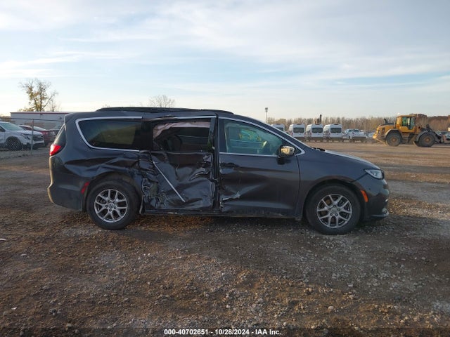 Chrysler Pacifica Touring L 2022 2C4RC1BG3NR106566 Image 13