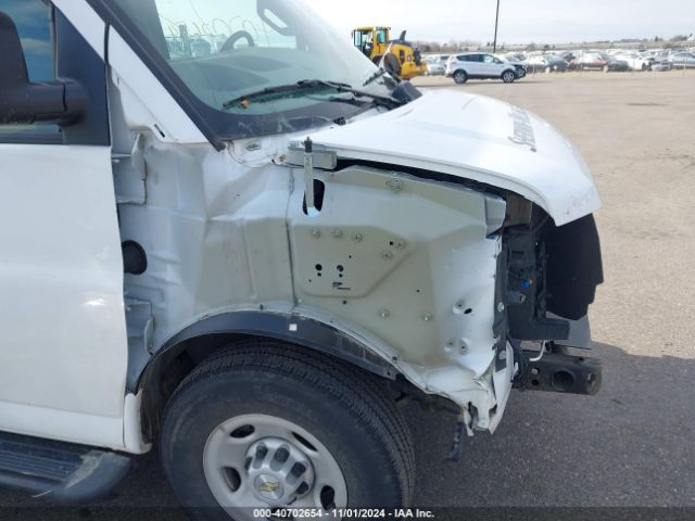 1GCWGBFP6P1242592 Chevrolet Express Cargo Rwd 2500 Extended Wheelbase Wt