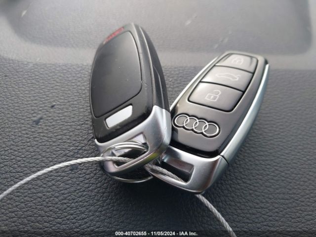 WA1EVAF19KD018208 Audi Q8 55 Premium