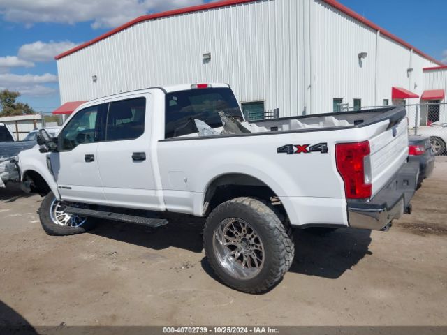 1FT7W2BT5HEE26989 Ford F-250 Xlt
