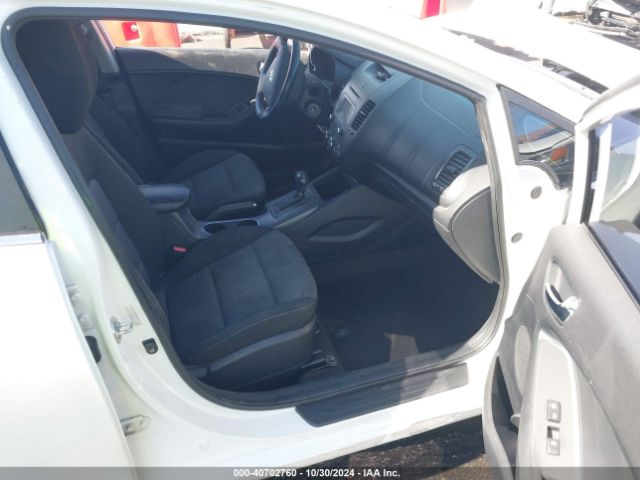 KNAFX4A82G5465553 KIA FORTE EX