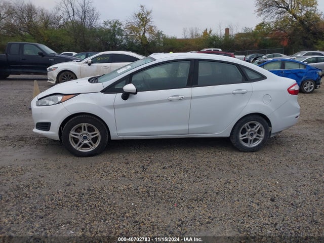 Ford FIESTA SE 2019 3FADP4BJ5KM120957 Image 14