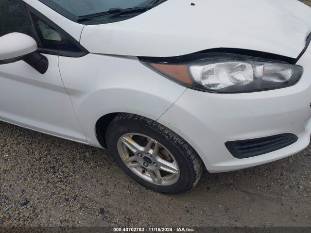 Ford FIESTA SE 2019 3FADP4BJ5KM120957 Image 17