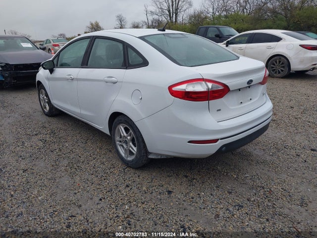 Ford FIESTA SE 2019 3FADP4BJ5KM120957 Image 3