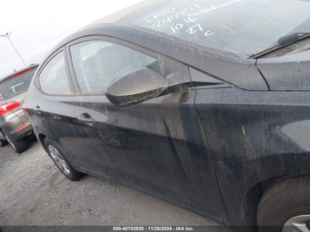 Hyundai ELANTRA SE 2016 5NPDH4AE5GH733976 Image 13