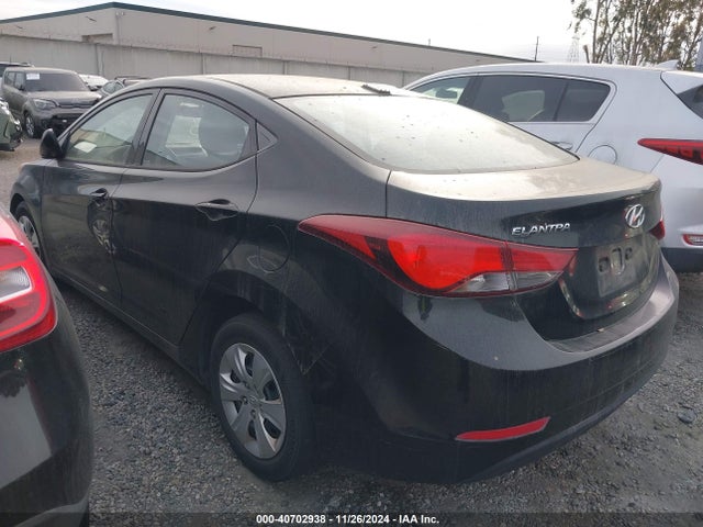 Hyundai ELANTRA SE 2016 5NPDH4AE5GH733976 Image 3