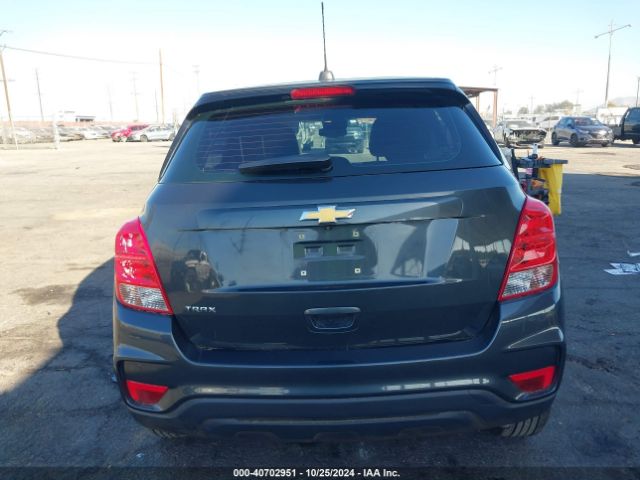 3GNCJKSB7KL136014 Chevrolet TRAX LS