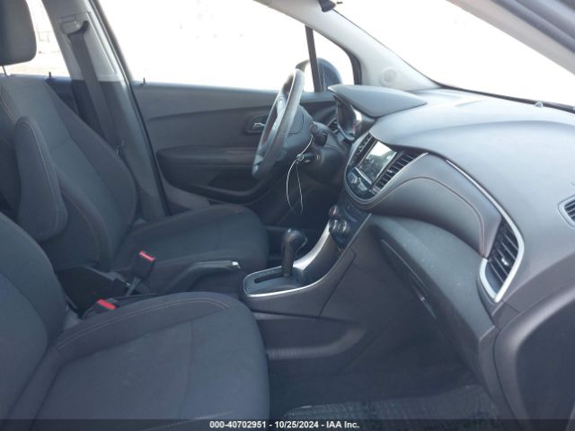 3GNCJKSB7KL136014 Chevrolet TRAX LS
