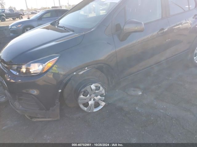 3GNCJKSB7KL136014 Chevrolet TRAX LS