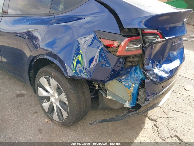 2024 TESLA MODEL Y 7SAYGDEE9RF035101 Photo 5