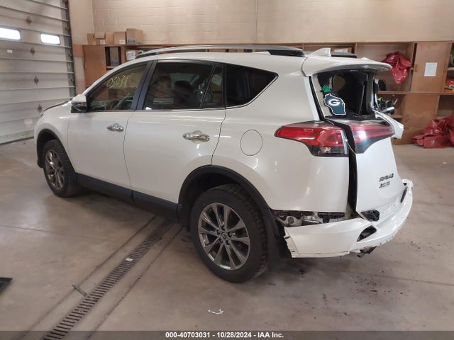 Toyota Rav4 Limited 2018 JTMDFREV4JJ179440 Image 3
