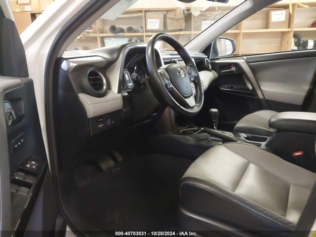 Toyota Rav4 Limited 2018 JTMDFREV4JJ179440 Image 5