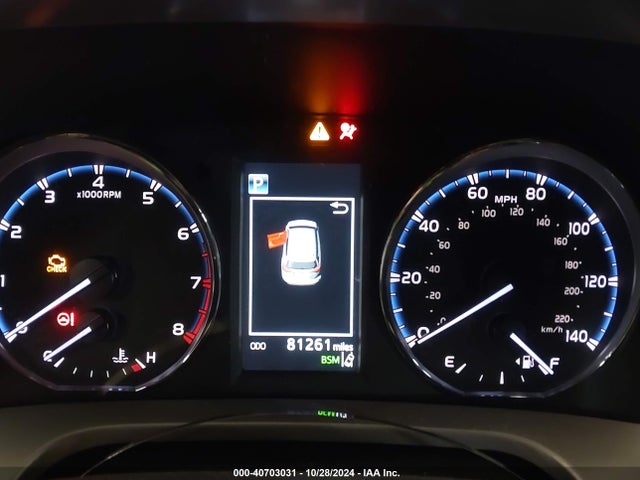 Toyota Rav4 Limited 2018 JTMDFREV4JJ179440 Image 7