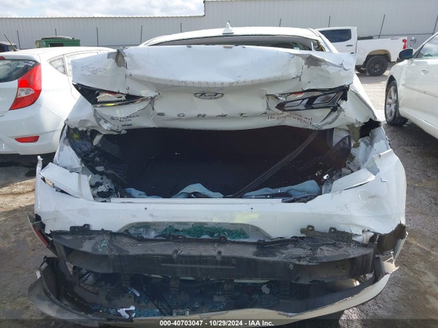 Hyundai SONATA SE 2018 5NPE24AF4JH623877 Image 16
