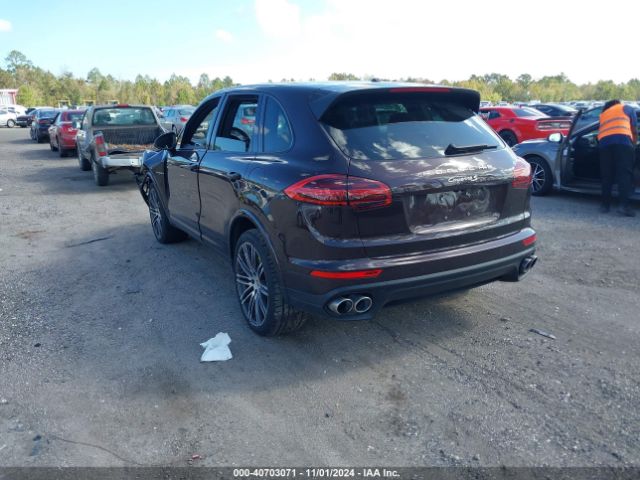 2017 PORSCHE CAYENNE E-HYBRID WP1AE2A27HLA75451 Photo 2
