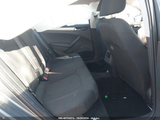 1VWAT7A35EC071467 Volkswagen Passat 1.8t S