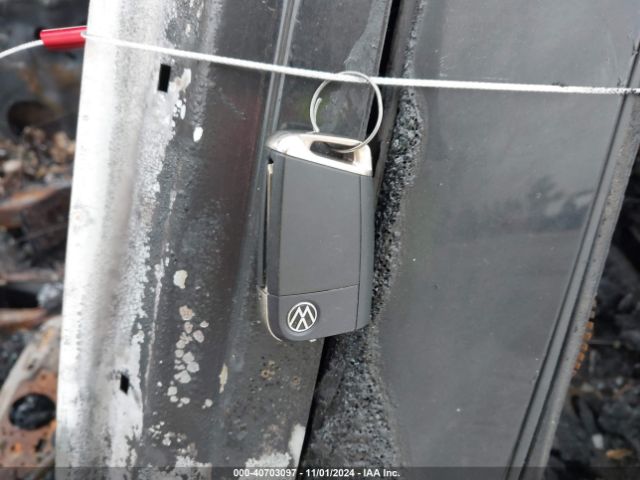 3VV1B7AX1MM022273 Volkswagen TIGUAN S
