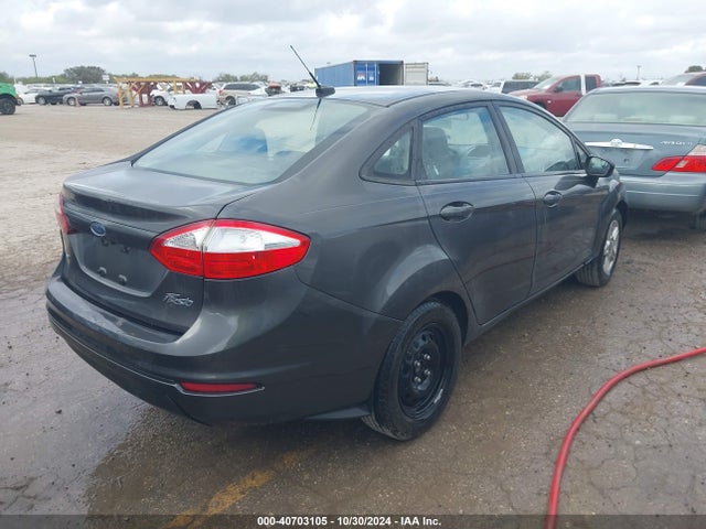 Ford FIESTA SE 2018 3FADP4BJ9JM129224 Image 4