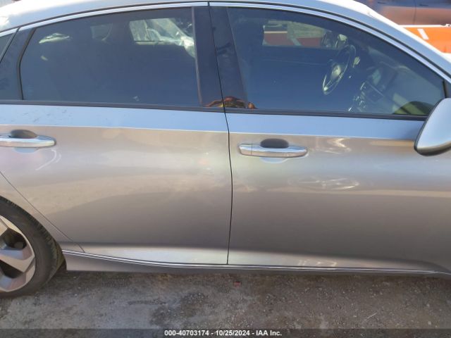 1HGCV2F98KA006417 Honda Accord Touring 2.0t