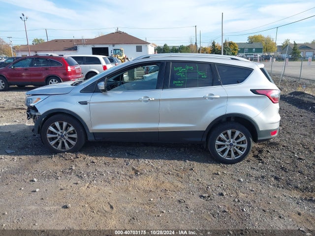 Ford Escape Titanium 2017 1FMCU9J99HUB62230 Image 14