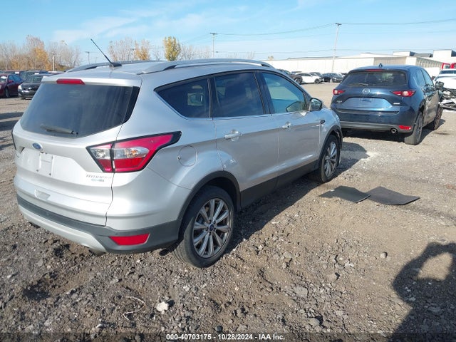 Ford Escape Titanium 2017 1FMCU9J99HUB62230 Image 4