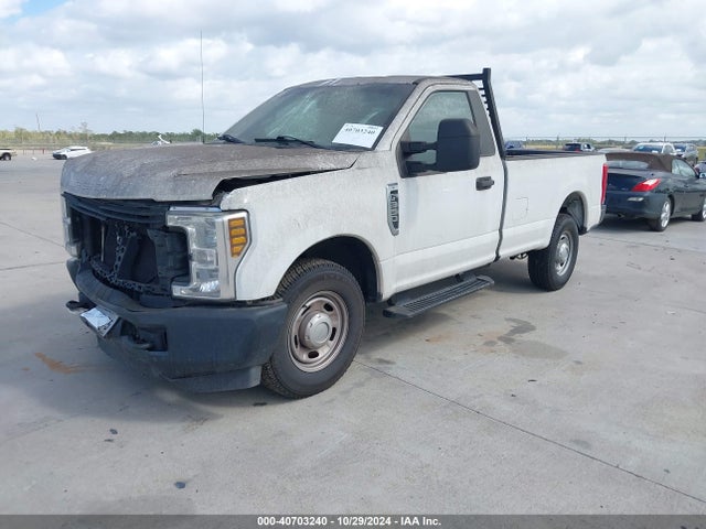 Ford F-350 Xl 2019 1FTBF3A60KEC11975 Image 2